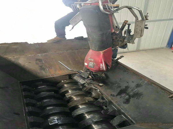 摩托車(chē)撕碎機(jī)